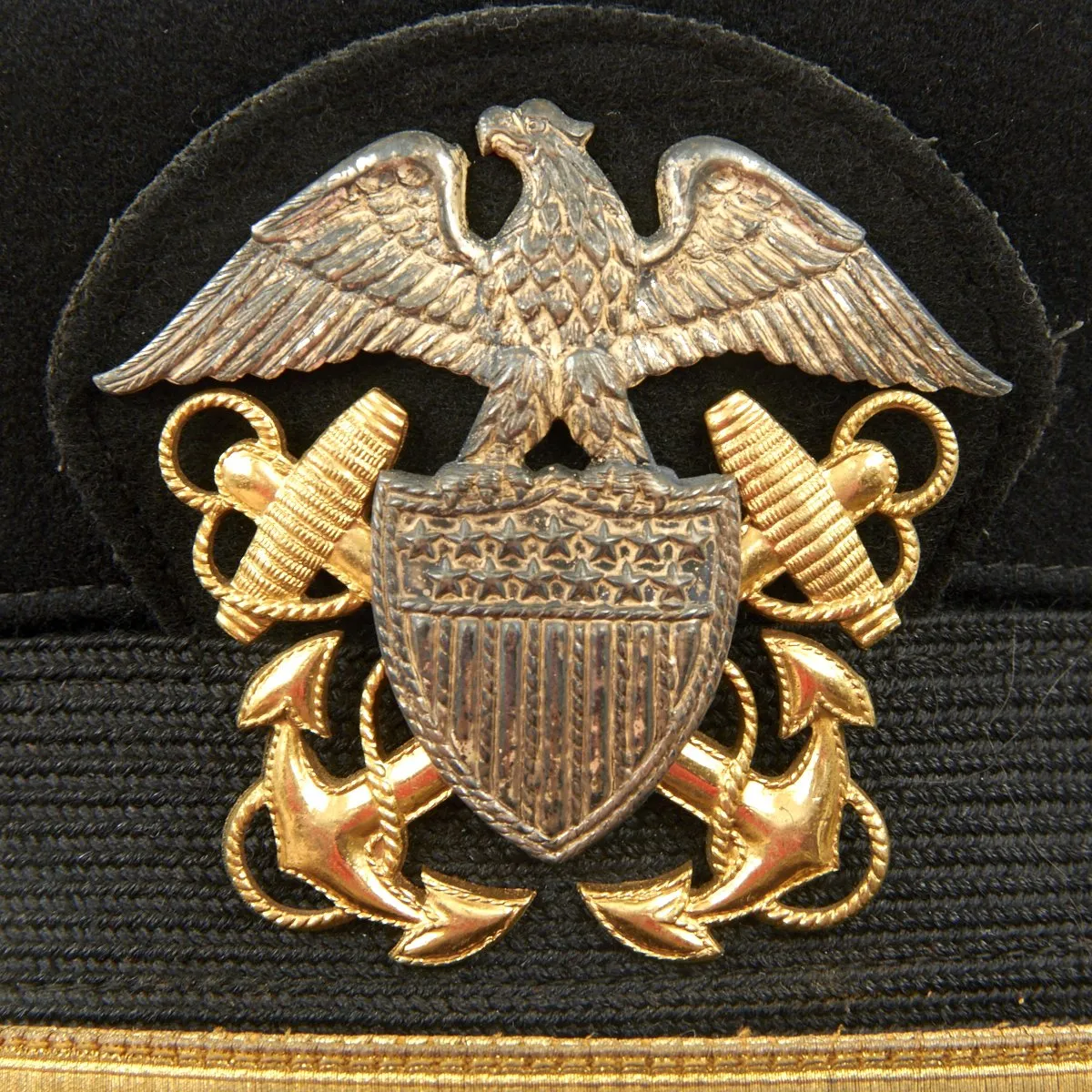 Original U.S. WWII Navy Commander Allen S. Johnson Blue Peaked Visor Cap by Rogers Peett